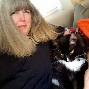 Meet your Posher, Lucy